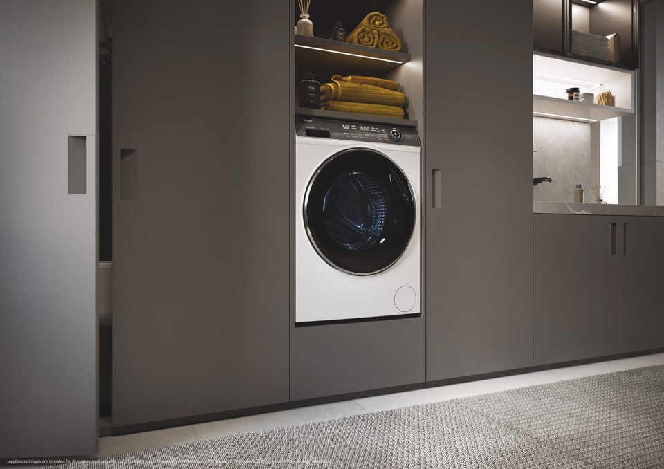 Haier I-Pro Serie 7 Plus, Lavatrice Carica Frontale 12 KG, 30% più efficente della classe A, 1400 giri, Bianco, Direct Motion, Refresh, Wi-Fi, HW120B14979NEUIT