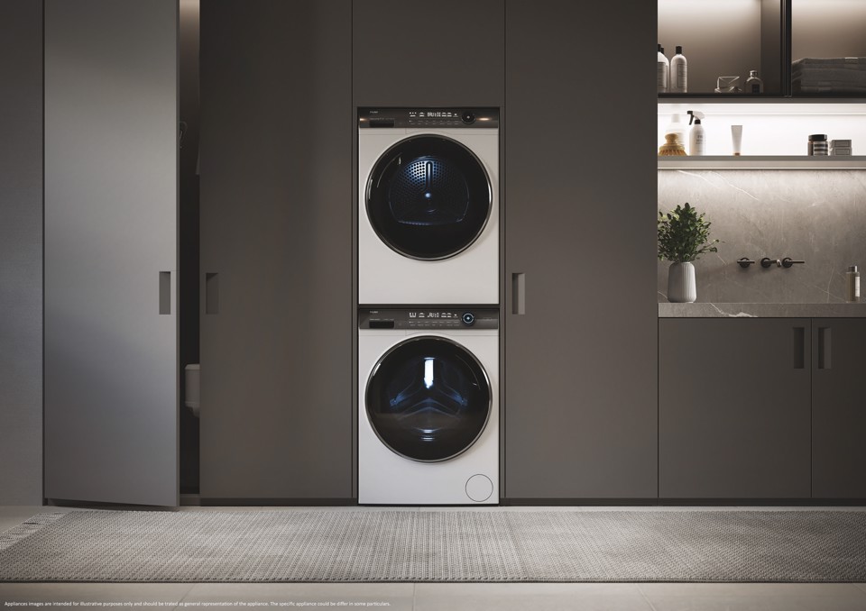 Haier I-Pro Serie 7 Plus, Lavatrice Carica Frontale 12 KG, 30% più efficente della classe A, 1400 giri, Bianco, Direct Motion, Refresh, Wi-Fi, HW120B14979NEUIT