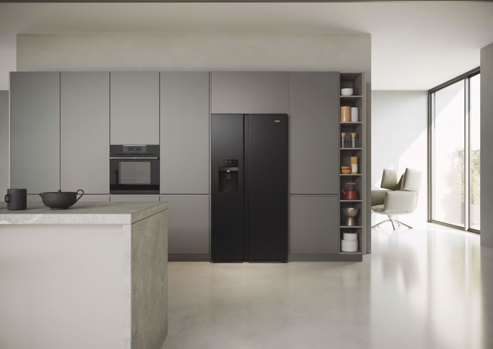 Haier SBS 90 Serie 5 HSR5918DIPB frigorifero side-by-side Libera installazione 511 L D Nero
