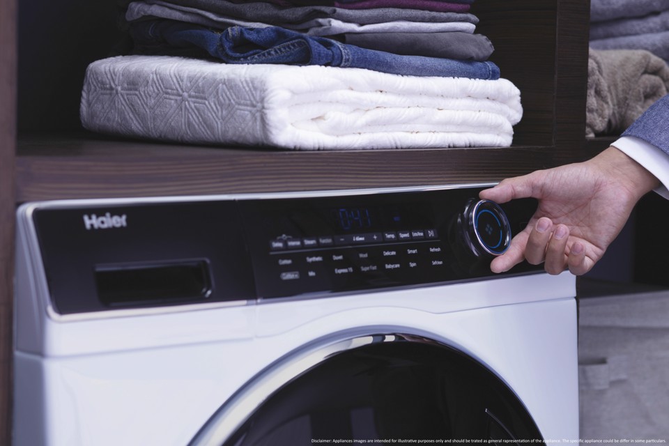 Haier SuperDrum, Lavatrice Carica Frontale 15 KG, Classe A, 1400 giri, Bianco, Inverter, Refresh, HW150-BP14986EIT