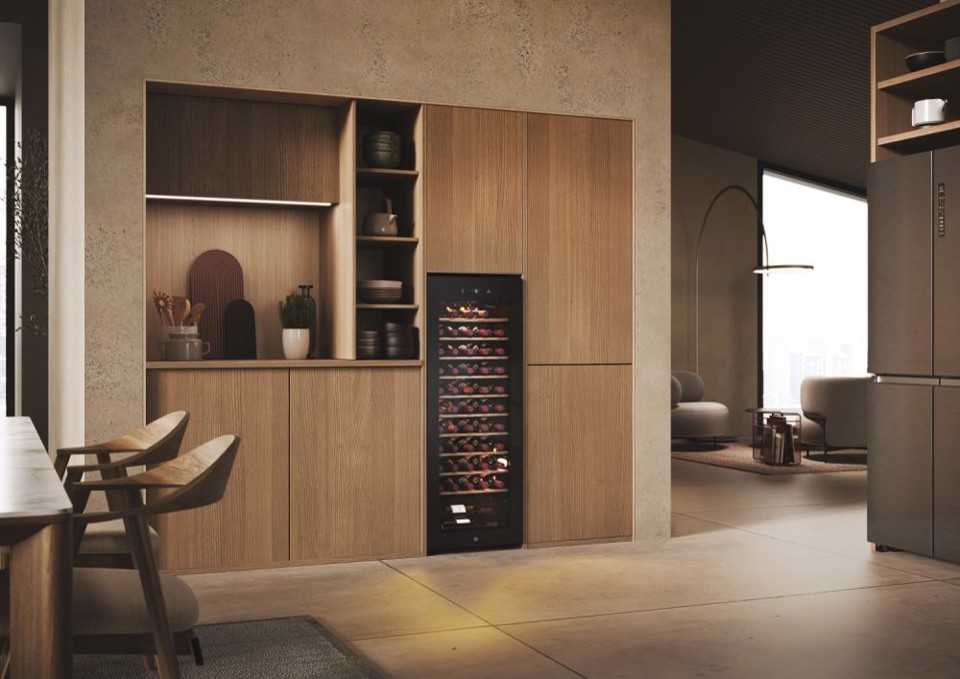 Haier Wine Bank 50 Serie 3 HWS58GGH1 Libera installazione Nero 58 bottiglia/bottiglie