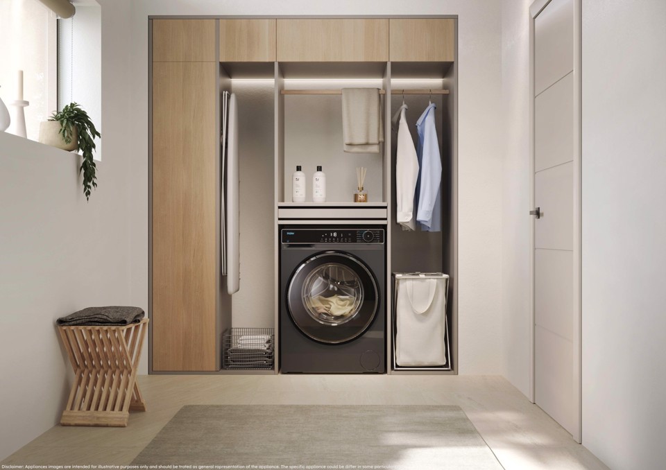 Haier X Series 5, Lavatrice Carica Frontale 13 KG, 30% più efficente della classe A, 1400 giri, Antracite, AI PowerDrive, Vapore, Wi-Fi, Smart AI, Super Fast 15', HW130BP14357GUIT