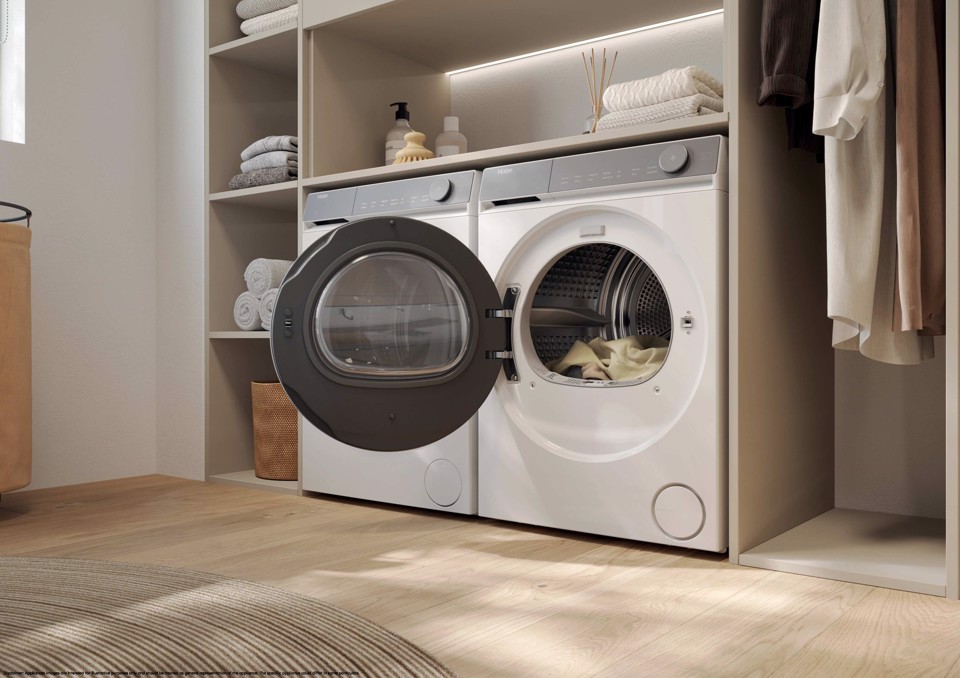 Haier X Series 7 , Asciugatrice 9 KG, Classe A, Bianco, AI PowerInverter, I-Refresh, Wi-Fi, Smart AI, HD90-A367U1-IT