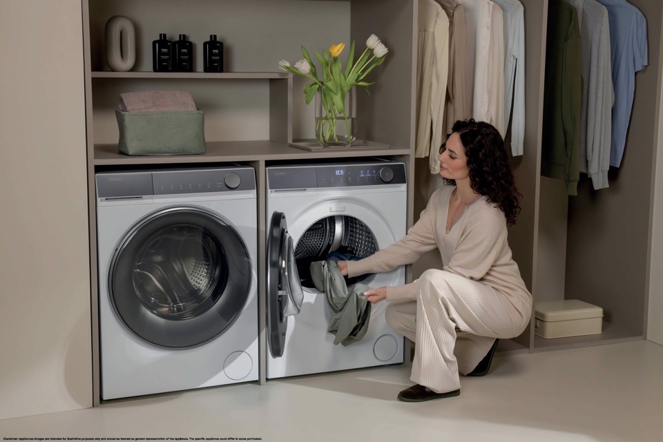 Haier X Series 7 , Asciugatrice 9 KG, Classe A, Bianco, AI PowerInverter, I-Refresh, Wi-Fi, Smart AI, HD90-A367U1-IT