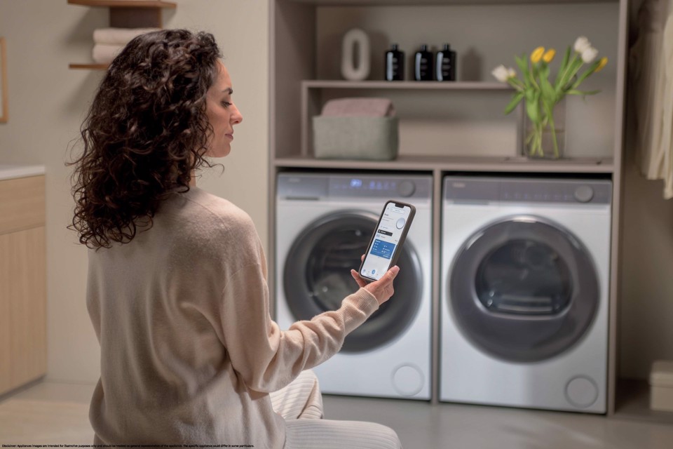 Haier X Series 7, Lavatrice Carica Frontale 10 KG, 30% più efficente della classe A, 1400 giri, Bianco, Direct Motion, Vapore, Wi-Fi, Smart AI, Scruscotto Anti-impronta, 360° ABT, HW100-B14367U-IT