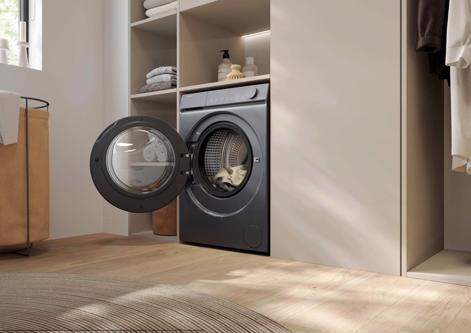 Haier X Series 7, Lavatrice Slim 9 KG, 25% più efficente della classe A, 1400 giri, Antracite, Direct Motion, Vapore, Wi-Fi, Smart AI, Scruscotto Anti-impronta, 360° ABT, HW90-B14367GTUIT