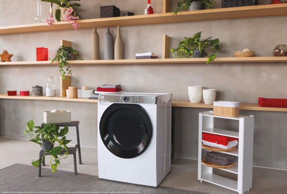 Hoover H-WASH 550 H5WPB610AMBC8-S lavatrice Caricamento frontale 10 kg 1551 Giri/min A Grigio, Argento