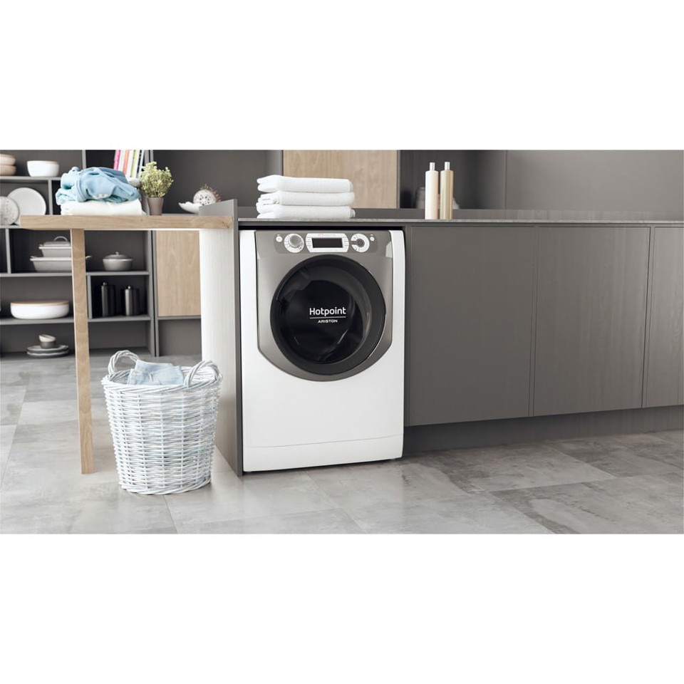 Hotpoint AQ114D497SD EU N lavatrice Caricamento frontale 11 kg 1400 Giri/min B Bianco