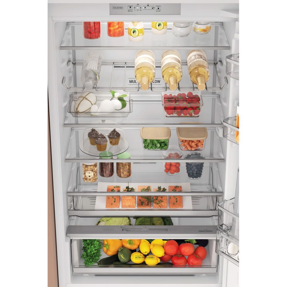 Hotpoint Ariston Frigorifero combinato ad incasso HA SP70 T121