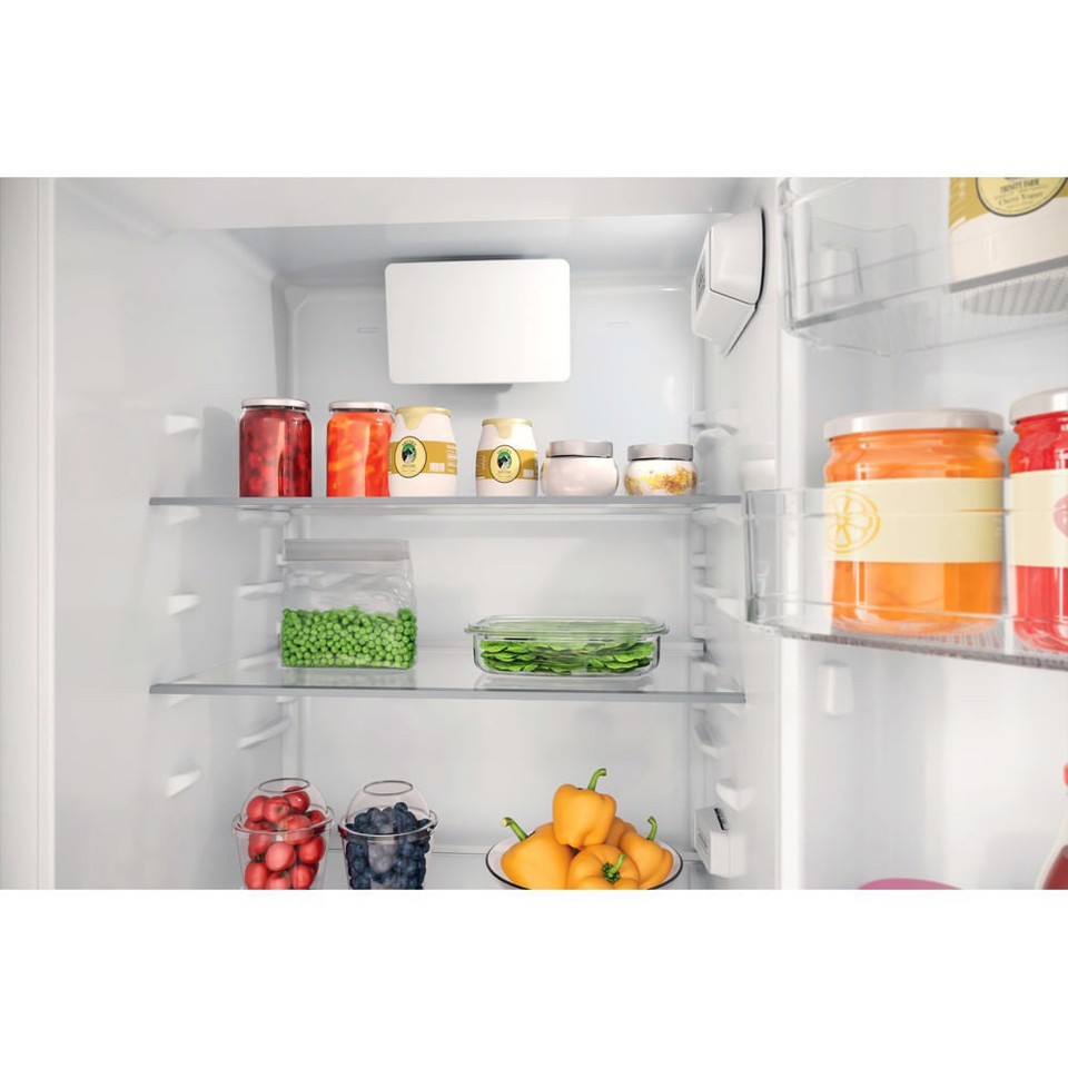 Hotpoint Ariston Frigorifero combinato ad incasso HAC20D011A1