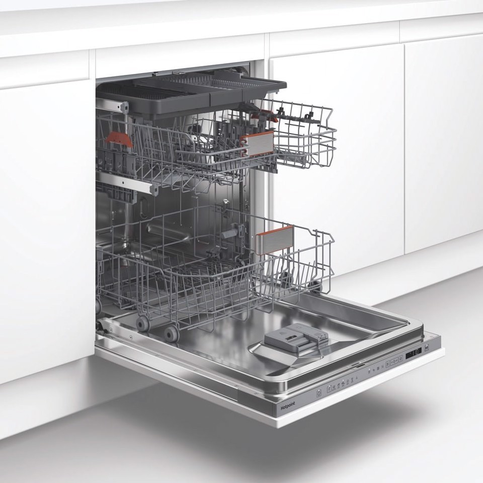 Hotpoint Ariston HDI LYM A5 R, Lavastoviglie 60cm, Classe A, 15 coperti, 41dBA, WiFi, OdourProtect