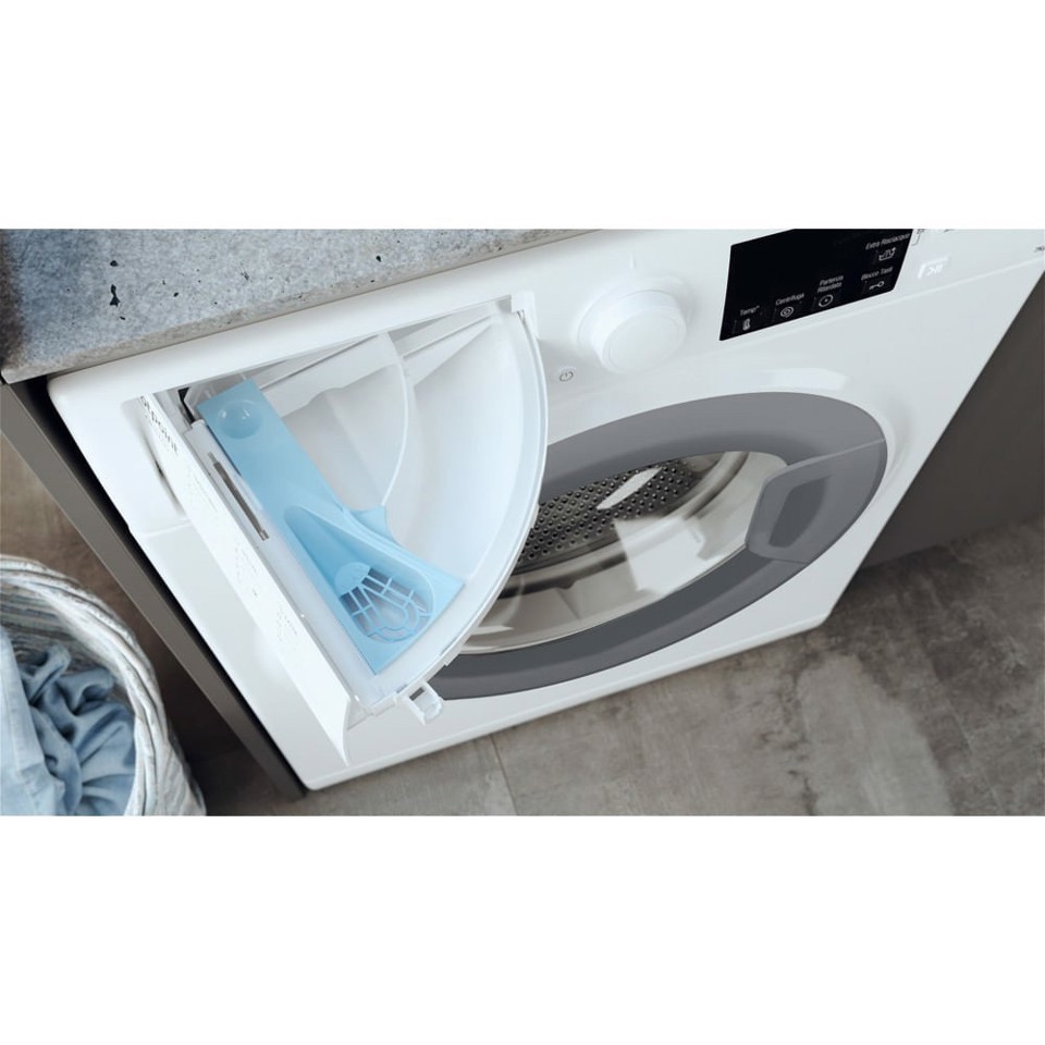 Hotpoint Ariston Lavatrice a libera installazione EU RSSG 725 S IT
