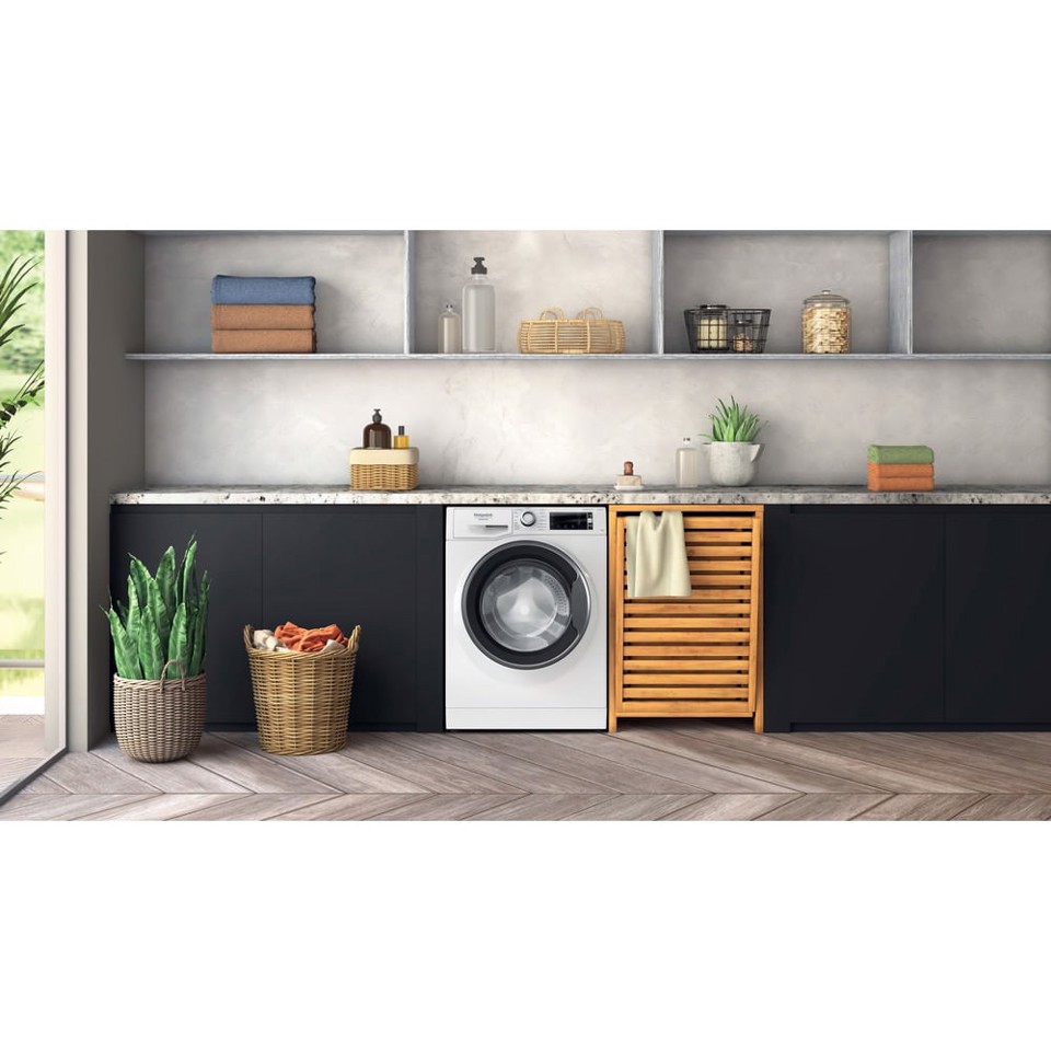 Hotpoint Ariston Lavatrice a libera installazione NBT 1148 WSA IT