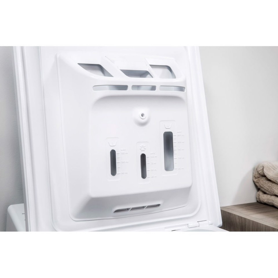 Hotpoint Ariston Lavatrice a libera installazione WMTG 625BS IT/1