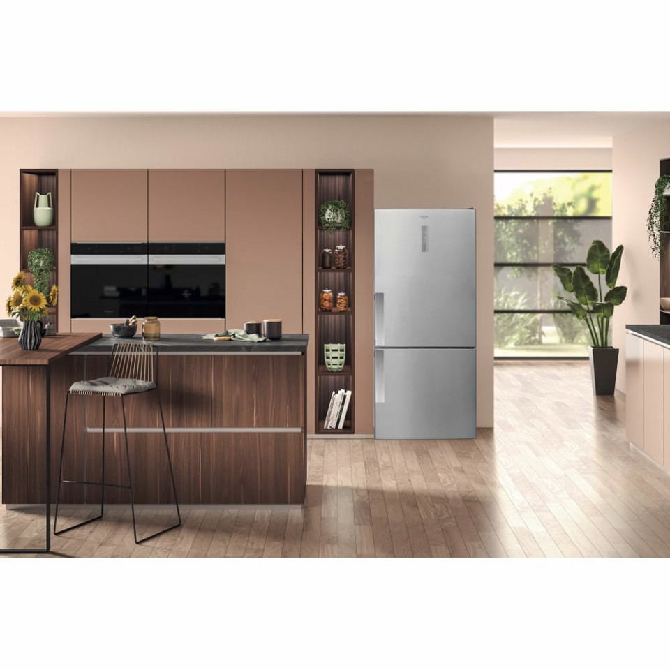 Hotpoint Frigorifero combinato HA84BE 72 X