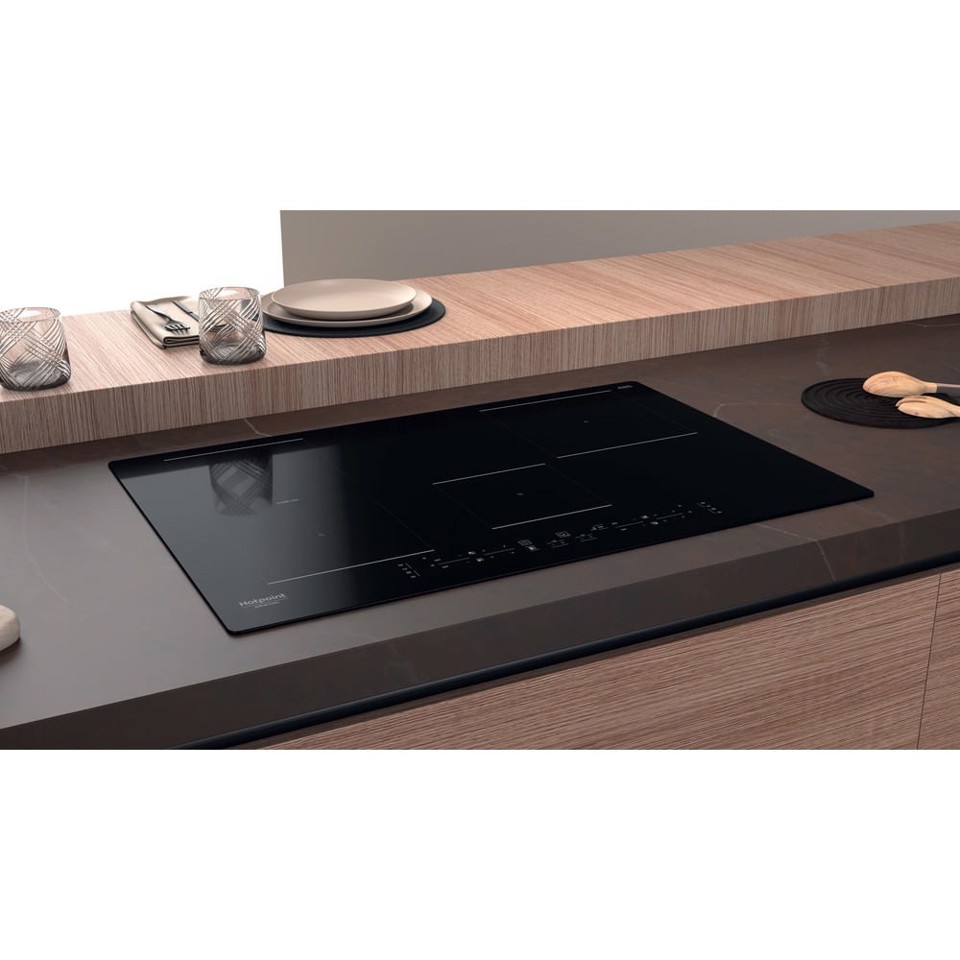 Hotpoint HB 0577B NE Nero Da incasso 77 cm Piano cottura a induzione 4 Fornello(i)