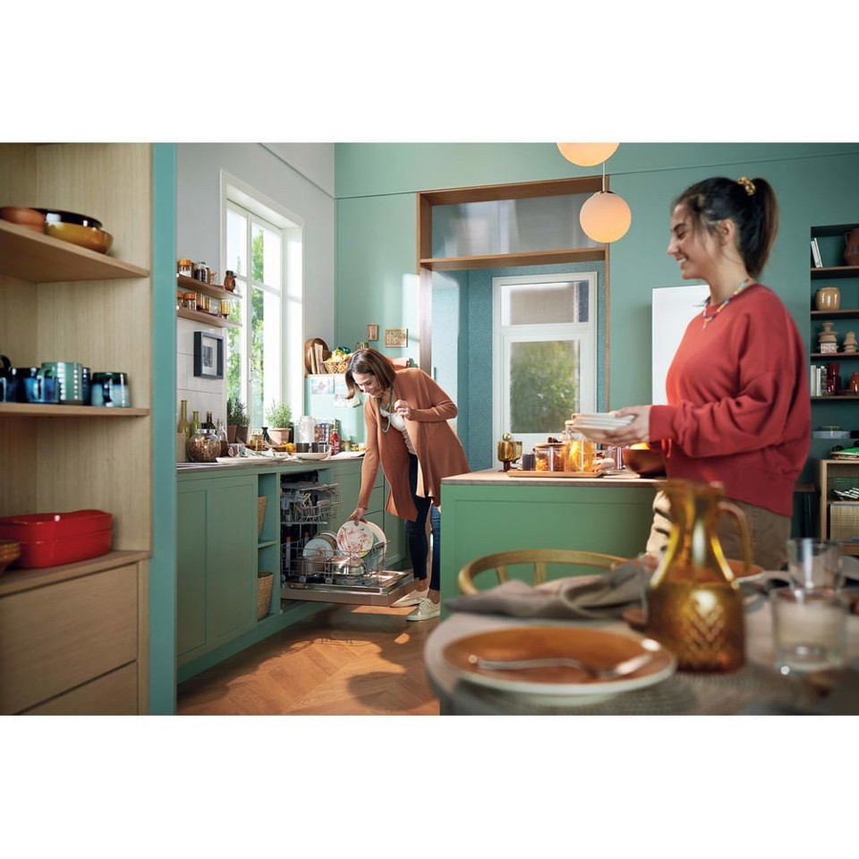 Hotpoint HFO 3O32 CW X Libera installazione 14 coperti D