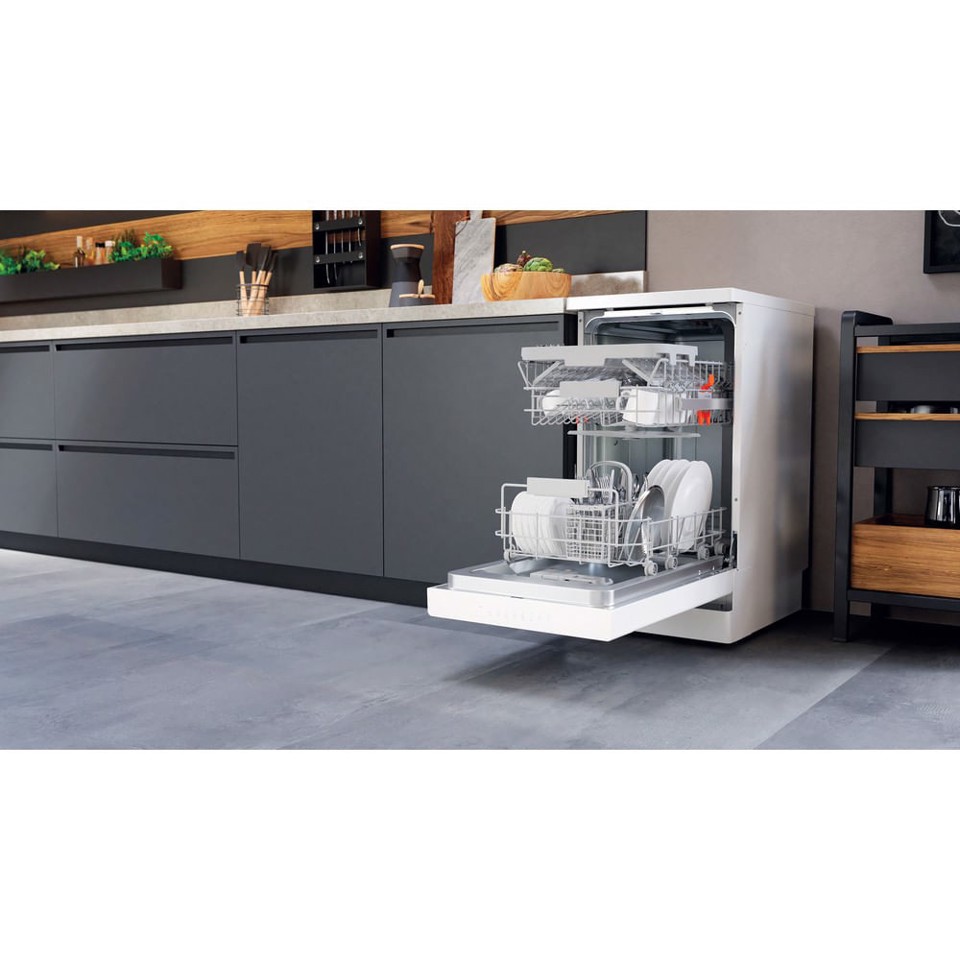 Hotpoint HSFC 3T127 C Libera installazione 10 coperti E