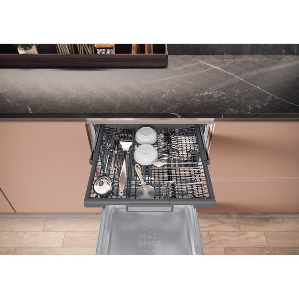 Hotpoint Lavastoviglie da incasso H7I HP40 L