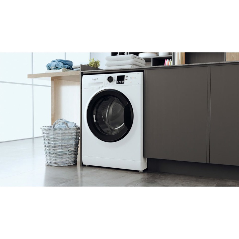 Hotpoint NF825WK IT lavatrice Caricamento frontale 8 kg 1400 Giri/min B Bianco