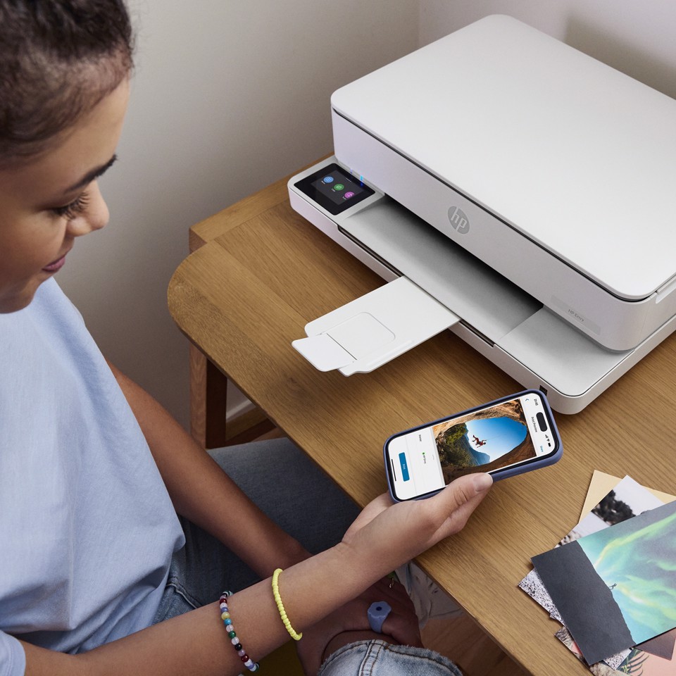 HP ENVY 6120 All-in-One Colore Stampante, Stampa di foto; Fotocopiatrice, Scanner