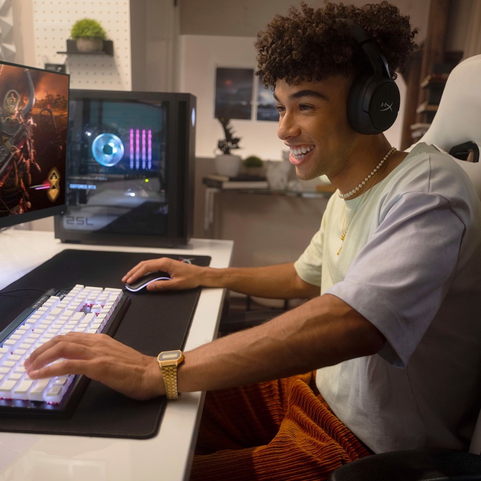 HP OMEN by HP 25L GT14-0004nl 5700G Tower AMD Ryzen™ 7 16 GB DDR4-SDRAM 1000 GB SSD Windows 11 Home PC Nero