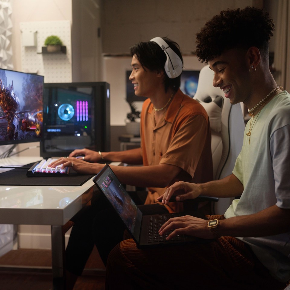 HP OMEN by HP 25L GT14-0004nl 5700G Tower AMD Ryzen™ 7 16 GB DDR4-SDRAM 1000 GB SSD Windows 11 Home PC Nero