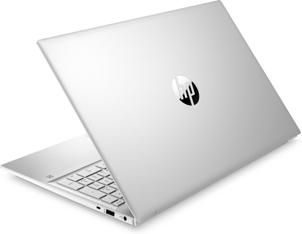 HP Pavilion 15-eh3015nl AMD Ryzen™ 7 7730U Computer portatile 39,6 cm (15.6") Full HD 16 GB DDR4-SDRAM 512 GB SSD Wi-Fi 6 (802.11ax) Windows 11 Home Argento