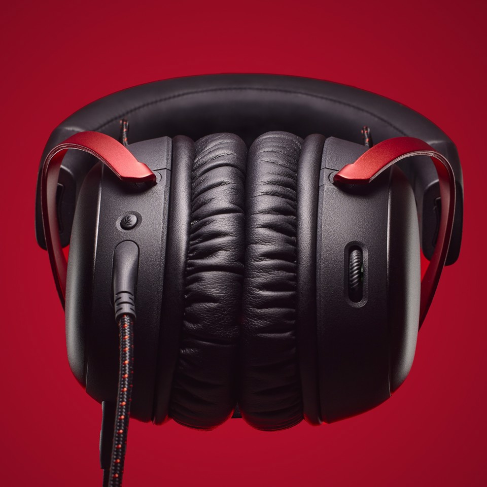 HyperX Cloud III – Cuffie da gaming (nero-rosso)