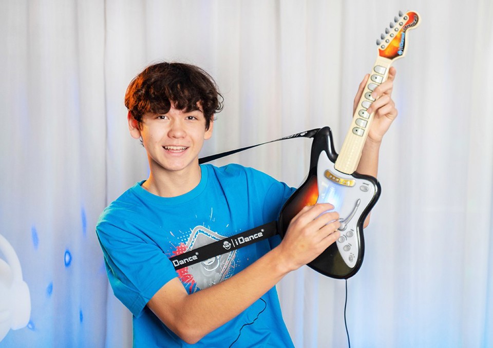 iDance JAM HERO Chitarra elettrica + Amplificatore BT Wireless