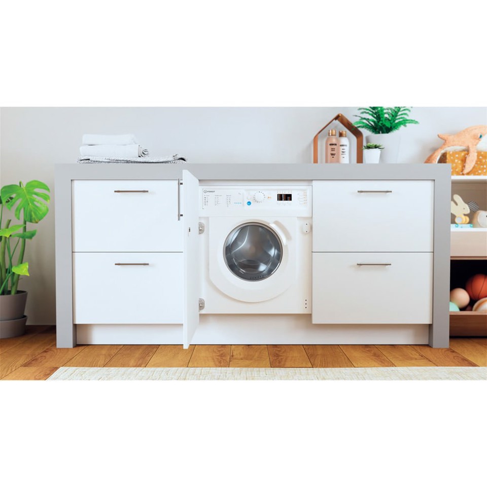 Indesit BI WMIL 71252 EU N lavatrice Caricamento frontale 7 kg 1200 Giri/min E Bianco