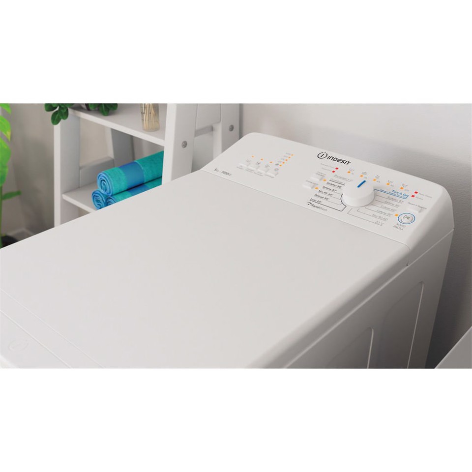 Indesit BTW L50300 IT/N lavatrice Caricamento dall'alto 5 kg 1000 Giri/min D Bianco