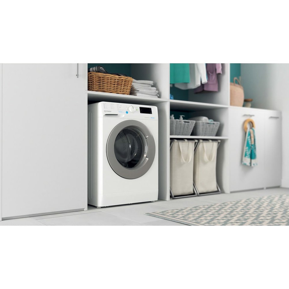 Indesit BWE 101486X WS IT lavatrice Caricamento frontale 10 kg 1400 Giri/min A Bianco