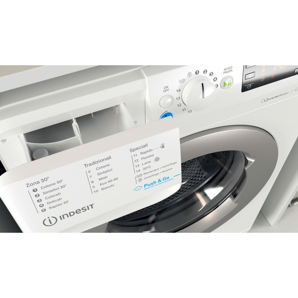 Indesit BWSE 7125X SV IT lavatrice Caricamento frontale 7 kg 1200 Giri/min B Bianco