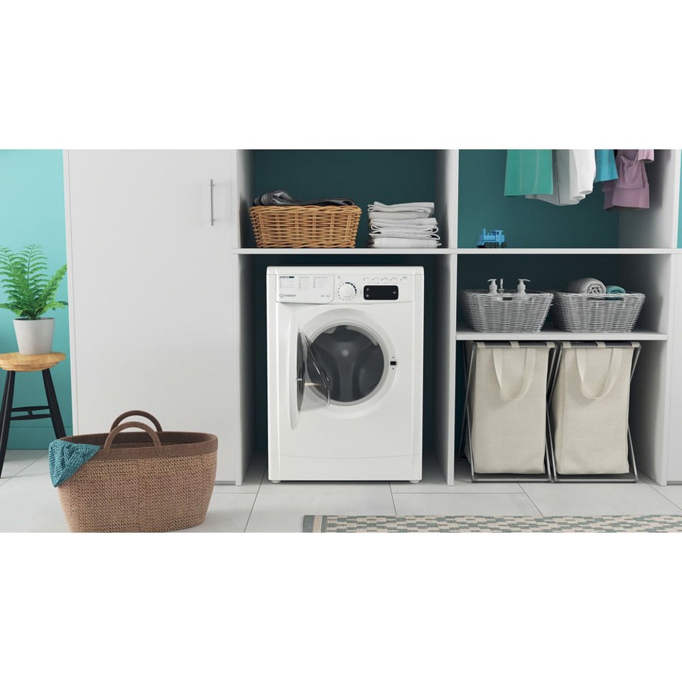 Indesit EWDE 861483 W IT N lavasciuga Libera installazione Caricamento frontale Bianco D