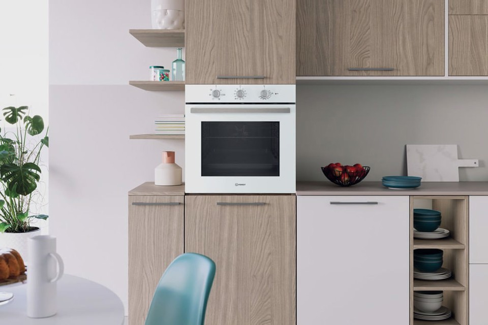 Indesit Forno da incasso IO K35H W - IO K35H W