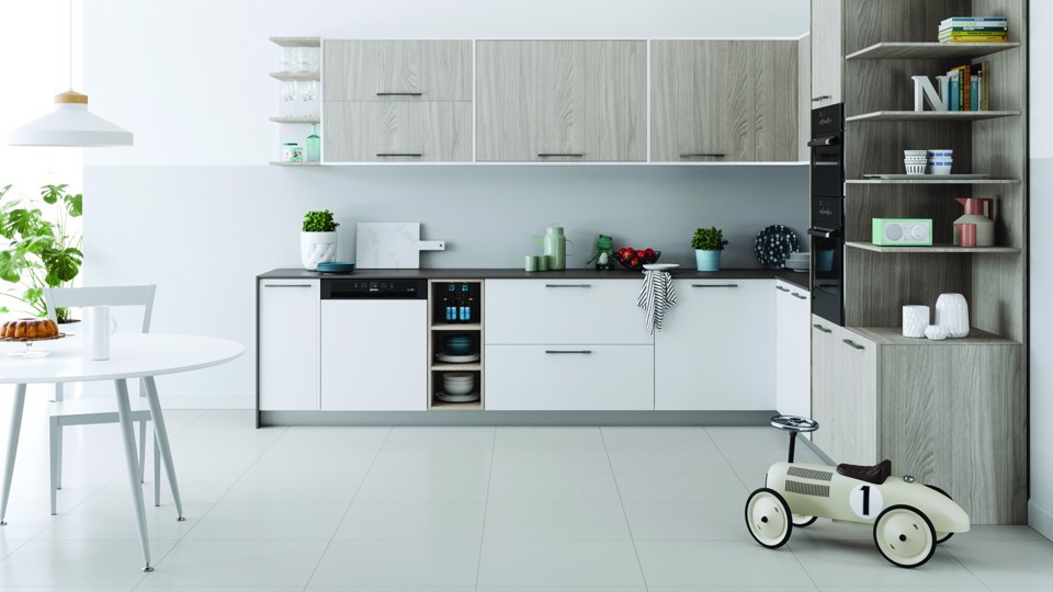 Indesit I3B L634 B A scomparsa parziale 14 coperti