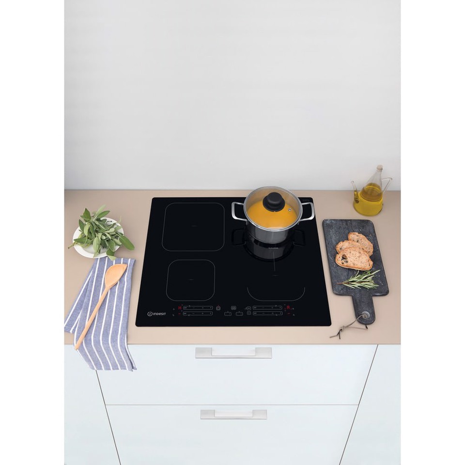 Indesit IB 65B60 NE Nero Da incasso 59 cm Piano cottura a induzione 4 Fornello(i)