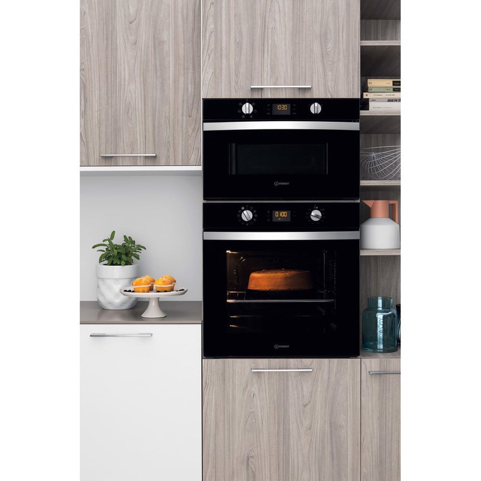 Indesit IFW 4844 H BL 71 L A+ Nero