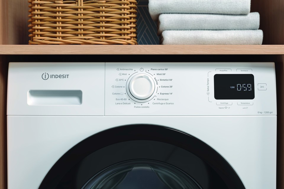 Indesit IM 642B MY TIME IT lavatrice Caricamento frontale 6 kg 1200 Giri/min Bianco
