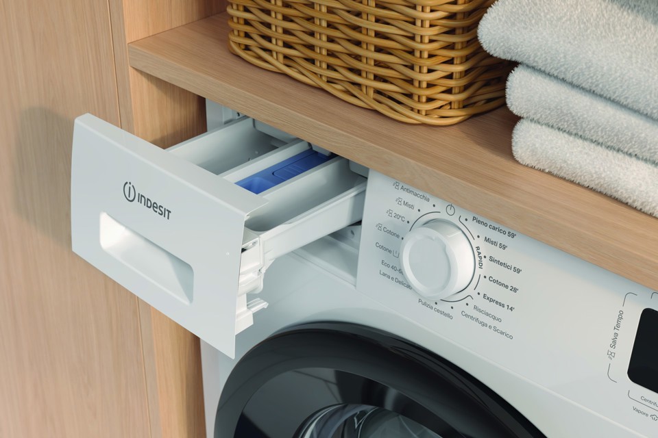Indesit IM 642B MY TIME IT lavatrice Caricamento frontale 6 kg 1200 Giri/min Bianco
