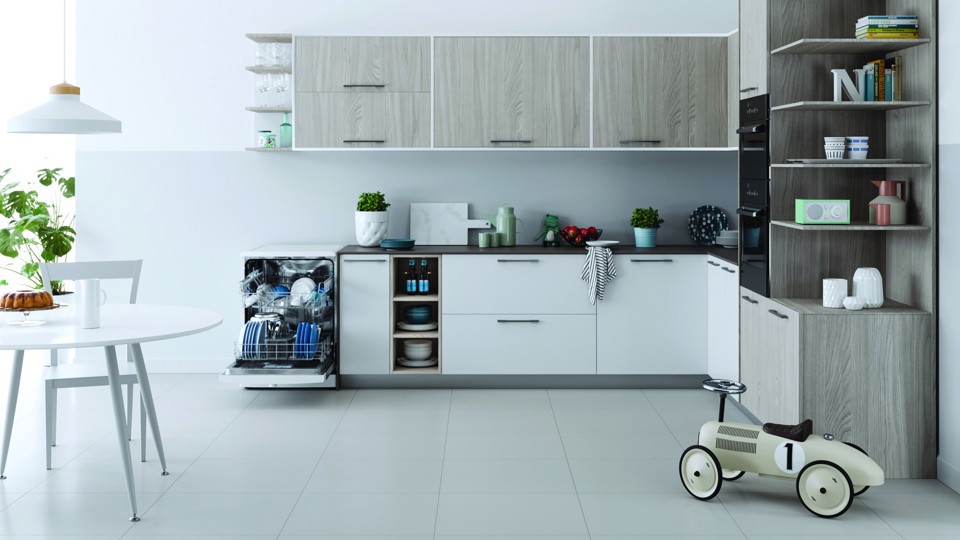 Indesit IN2FD14BNP80W Libera installazione 14 coperti D