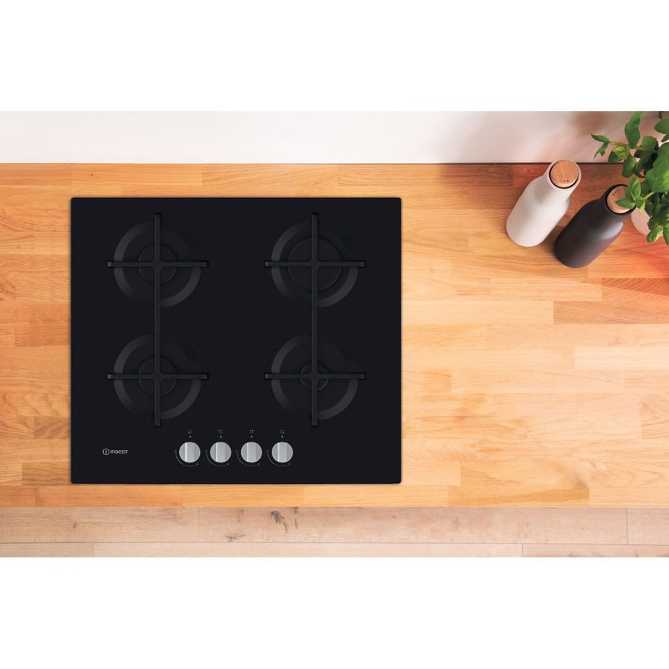 Indesit ING 61T/BK Nero Da incasso 59 cm Gas 4 Fornello(i)