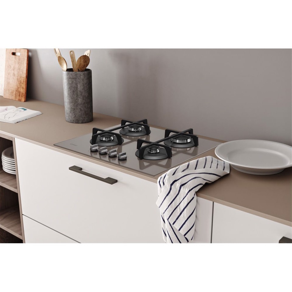 Indesit ING 61T/TD Marrone Da incasso 59 cm Gas 4 Fornello(i)