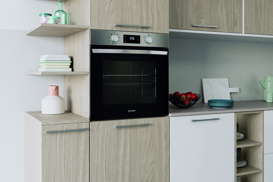 Indesit IO 255H X forno Multifunzione Inox 8Funzioni classe A 71Lt Idrolisi