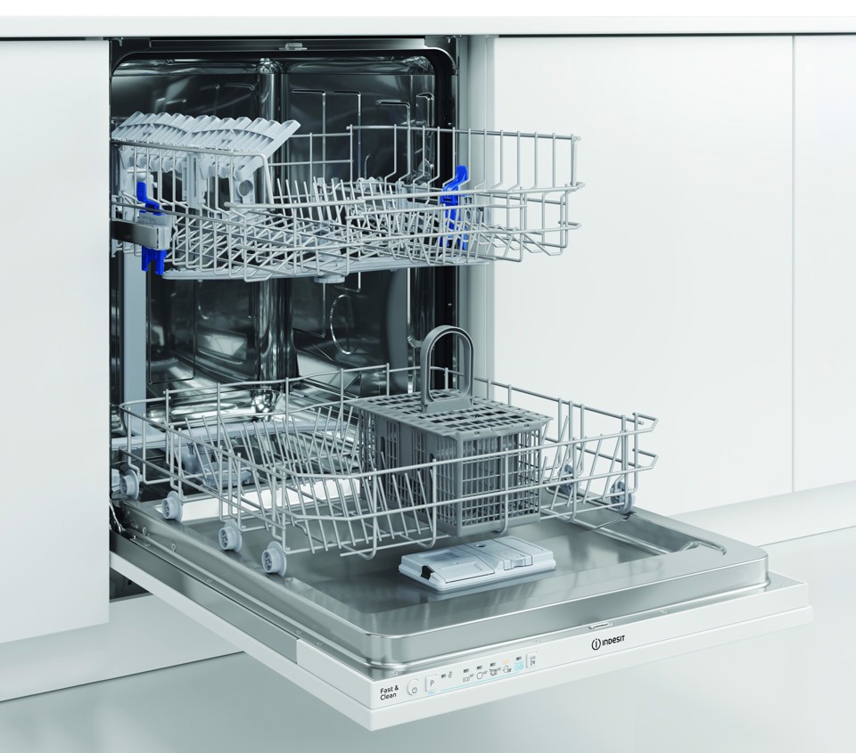 Indesit Lavastoviglie BI 60 cm classe D, 14 coperti, Push&Go, 46 dba