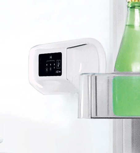 Indesit LI8 SN2E X Libera installazione 328 L E Argento