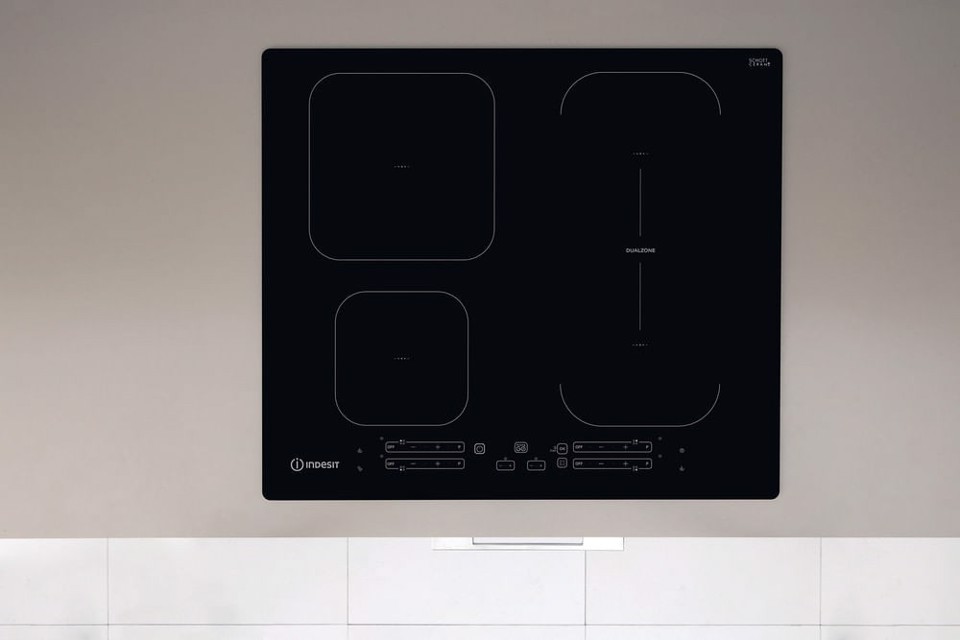 Indesit Piano cottura a induzione IB 65B60 NE - IB 65B60 NE Made in Italy