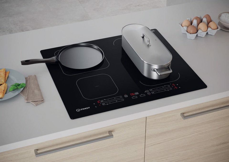 Indesit Piano cottura a induzione IB 65B60 NE - IB 65B60 NE Made in Italy