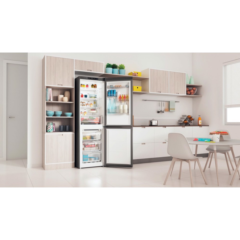 Indesit Push&GO INFC8 TA23X Libera installazione 335 L D Acciaio inossidabile